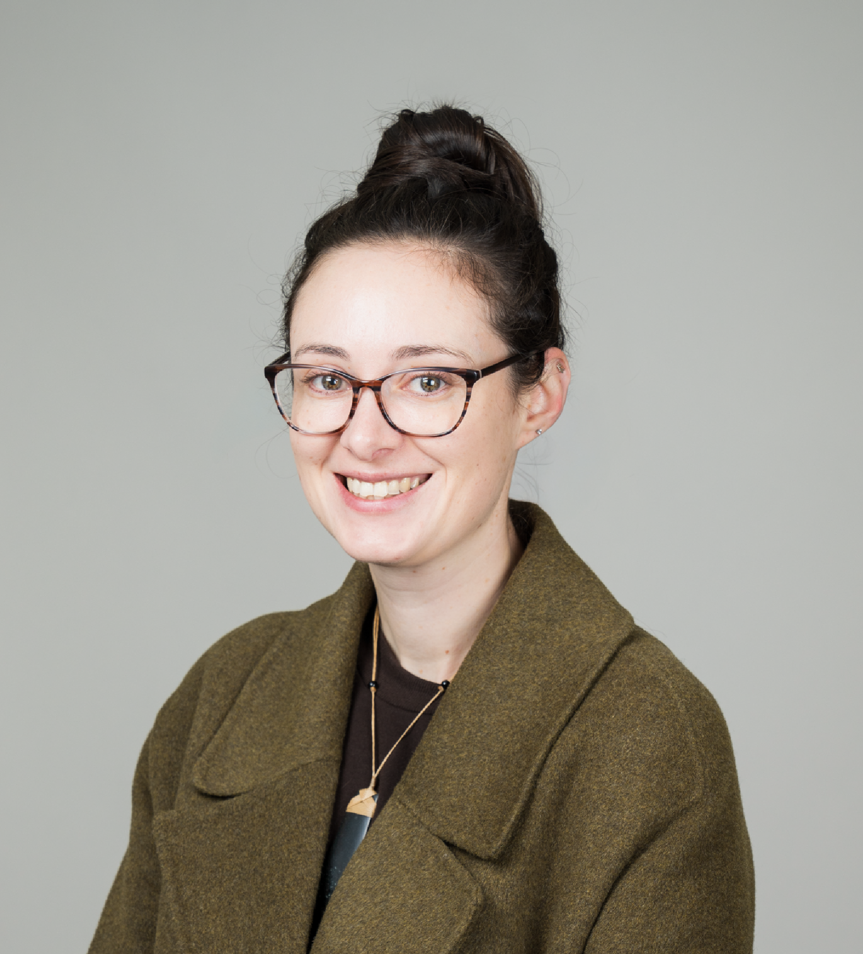 Dr Chloé van der Burg